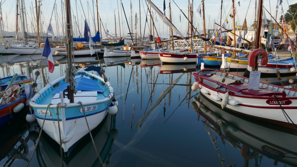 Port du littoral varois, sorties seniors organisées par Côté Soleil